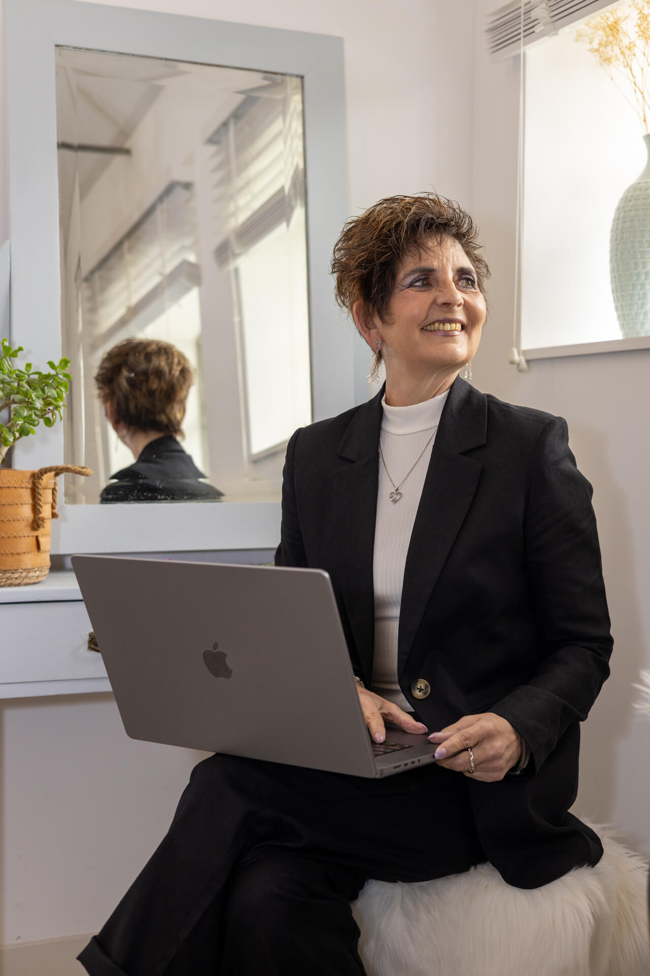 Admin Organize Anita van Gestel Koutsocheras